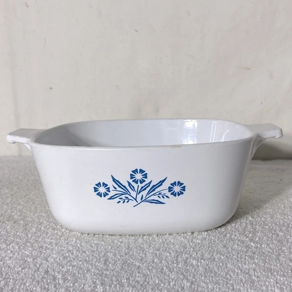 Vintage Corningware Blue Cornflower P-1.5- B 6 Cup Casserole Dish - Picture 5 of 14